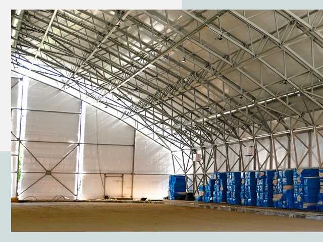 Строительство крытых катков в Белогорске