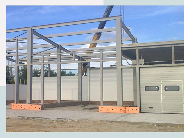 Строительство автосервисов от СтальСтрой-Бгк по цене 612 руб.